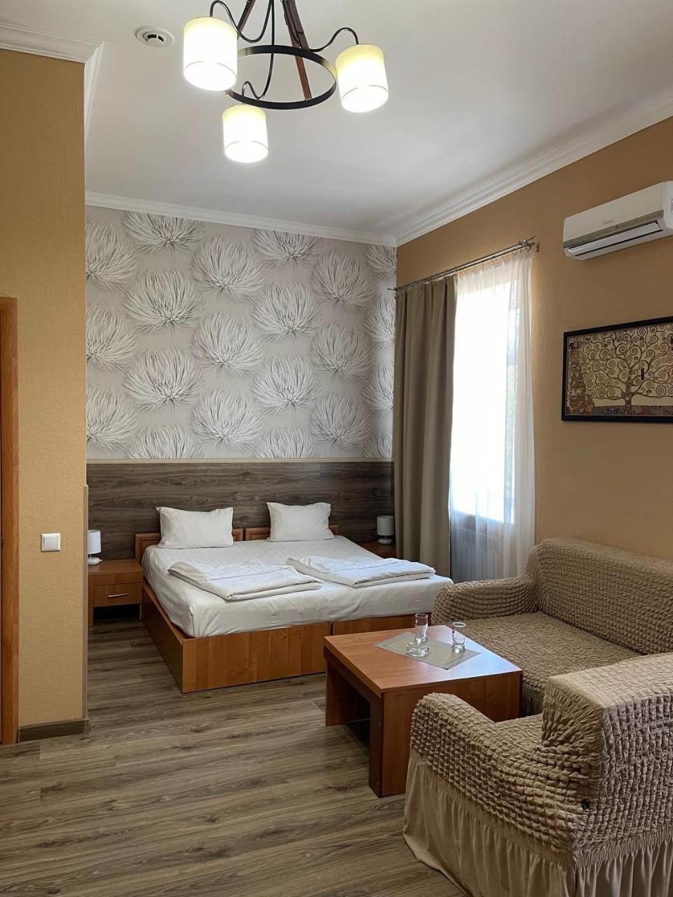 Shanyrak Hotel Temirtau Dış mekan fotoğraf